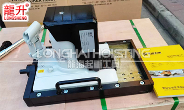 LSF-TL帶滑臺爪式千斤頂